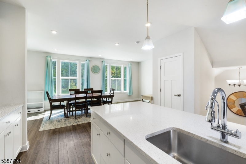 Mountain Ridge Estates - Residential Lease