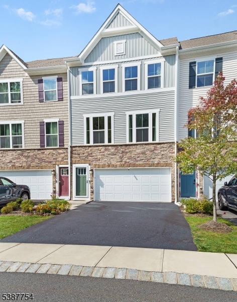 Mountain Ridge Estates - Residential Lease