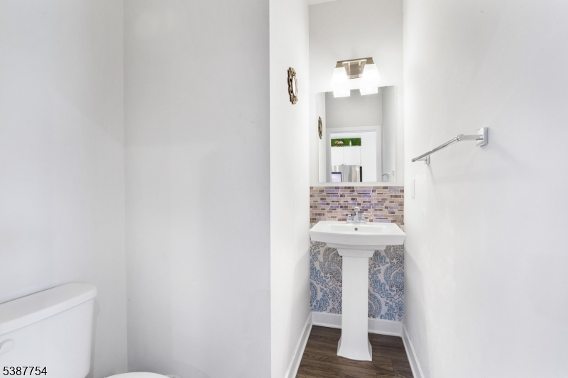 Mountain Ridge Estates - Residential Lease