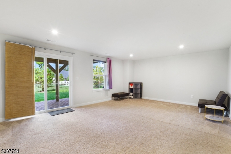 Mountain Ridge Estates - Residential Lease