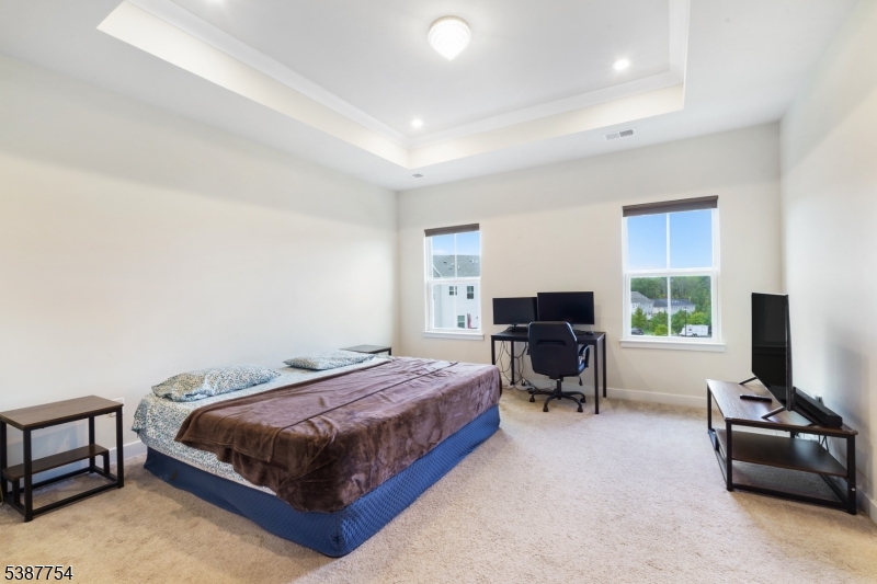 Mountain Ridge Estates - Residential Lease