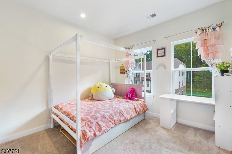 Mountain Ridge Estates - Residential Lease