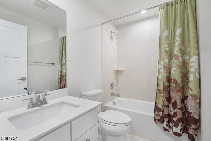 Mountain Ridge Estates - Residential Lease