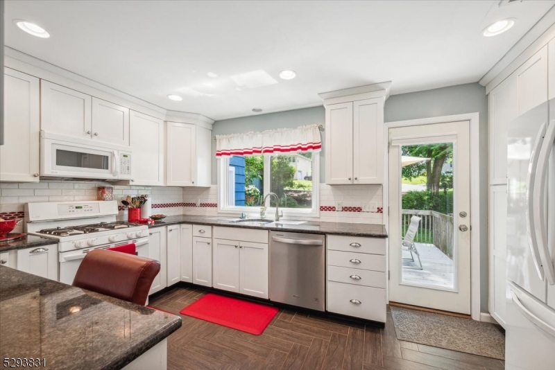 Redwood - Residential