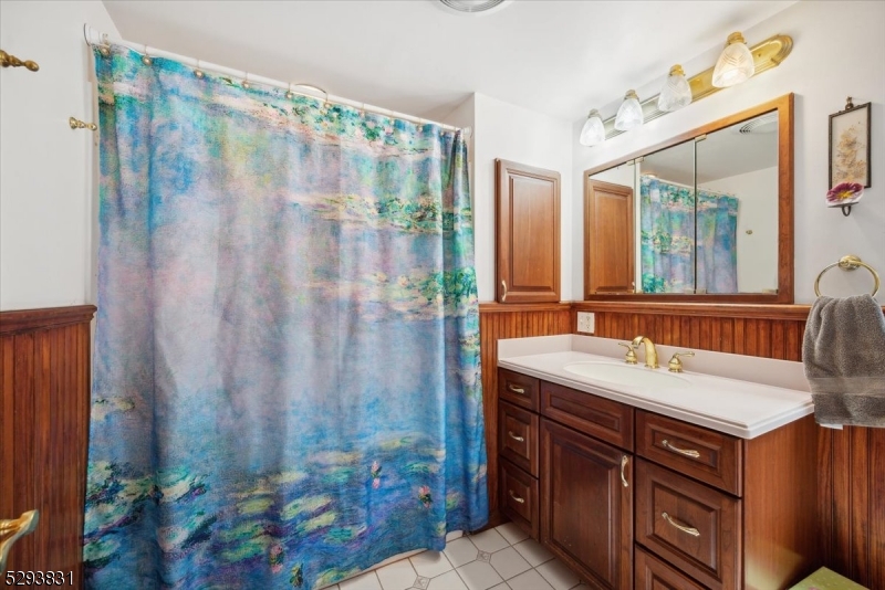 Redwood - Residential