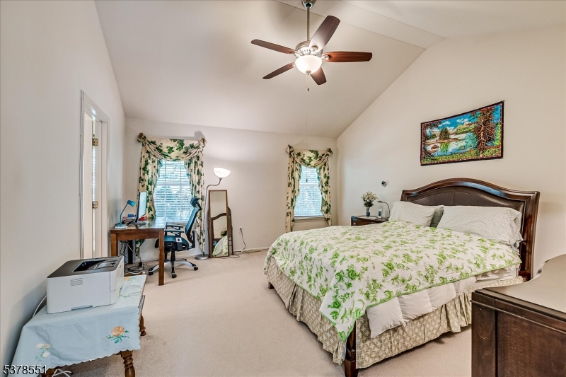 South Plainfield Boro, New Jersey 07080, United States, 2 Bedrooms Bedrooms, ,3 BathroomsBathrooms,Residential,Active,191599