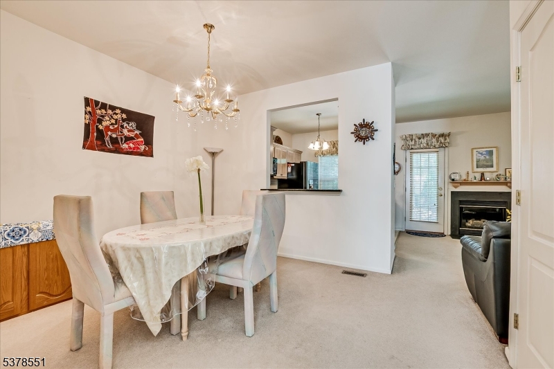 South Plainfield Boro, New Jersey 07080, United States, 2 Bedrooms Bedrooms, ,3 BathroomsBathrooms,Residential,Active,191599