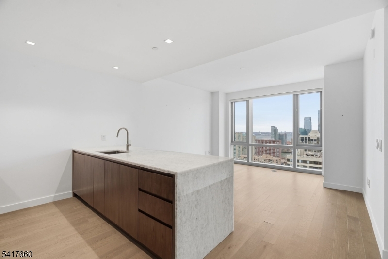 Park & Shore - Residential