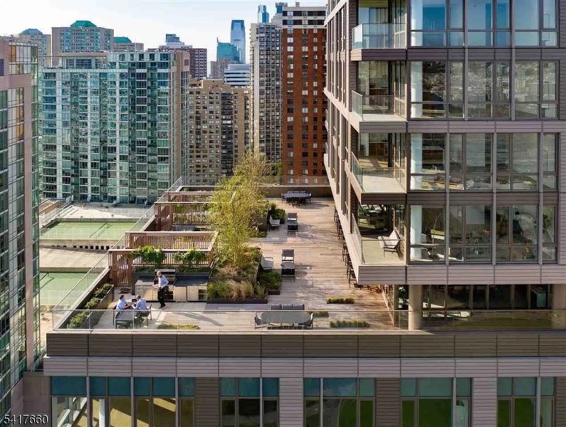 Park & Shore - Residential