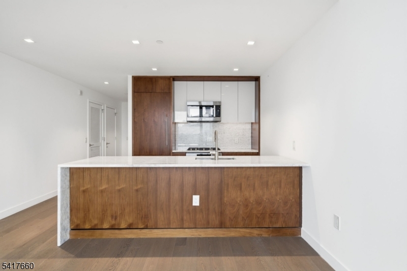 Park & Shore - Residential