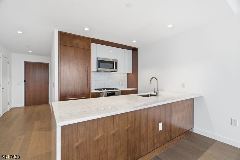 Park & Shore - Residential