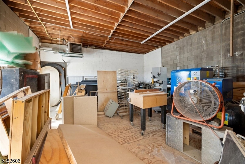 Raritan Boro, New Jersey 08869, United States, ,Commercial,Active,213657