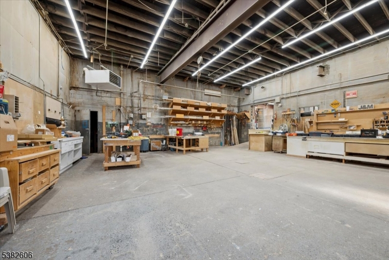 Raritan Boro, New Jersey 08869, United States, ,Commercial,Active,213657