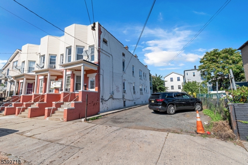 ELIZABETHPORT - Residential Lease