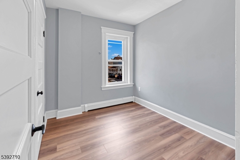 ELIZABETHPORT - Residential Lease