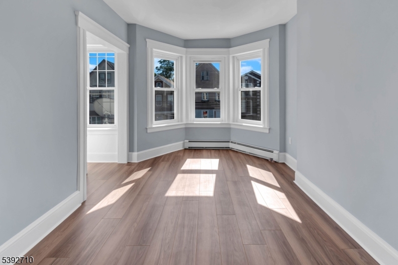 ELIZABETHPORT - Residential Lease