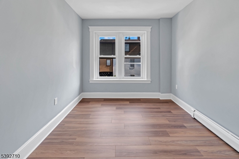 ELIZABETHPORT - Residential Lease