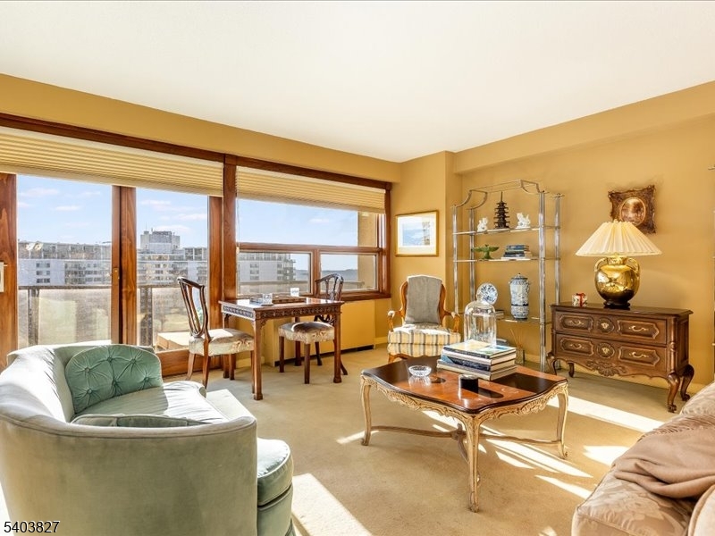 Claridge House II - Residential