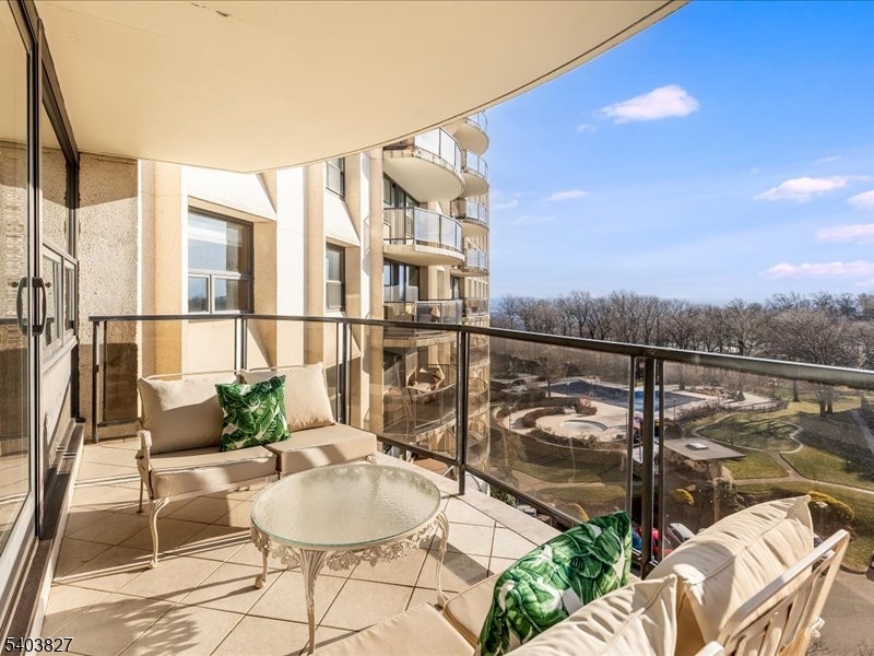 Claridge House II - Residential