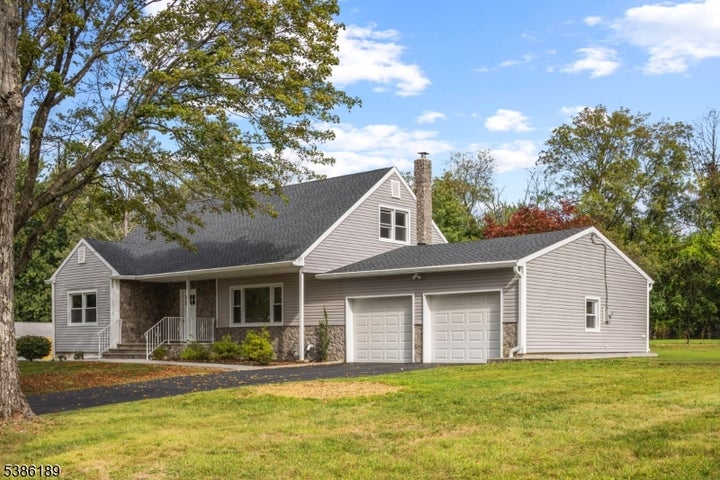 Photo 1 of 36 — 14 Kim Ln, Washington Twp., NJ 07840