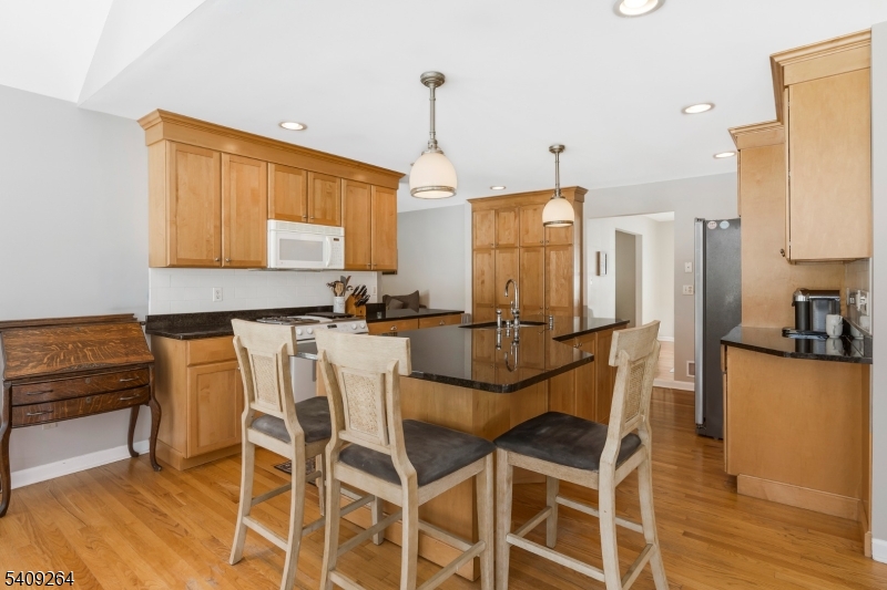 Country Club - Residential