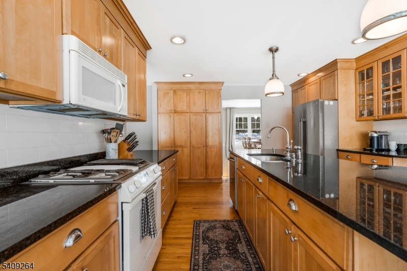 Country Club - Residential