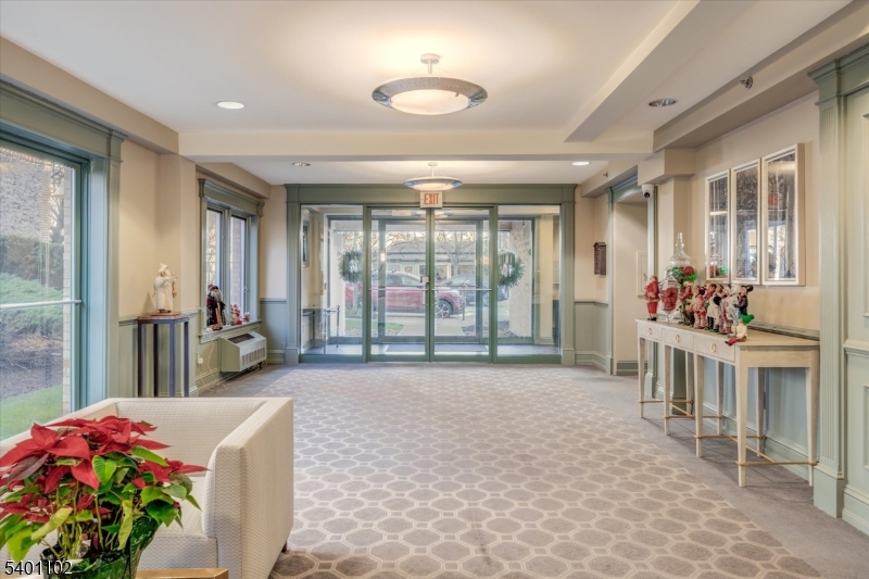 Walnut Street - Residential