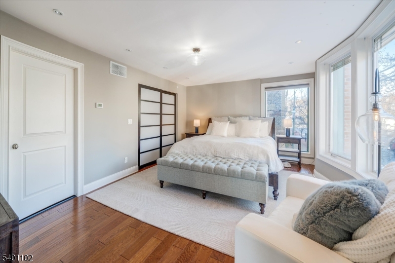 Walnut Street - Residential