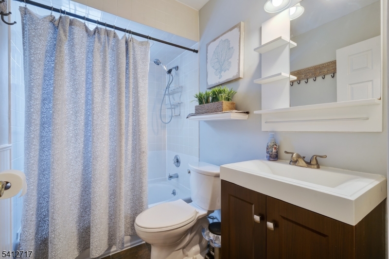 Milton Lake - Residential