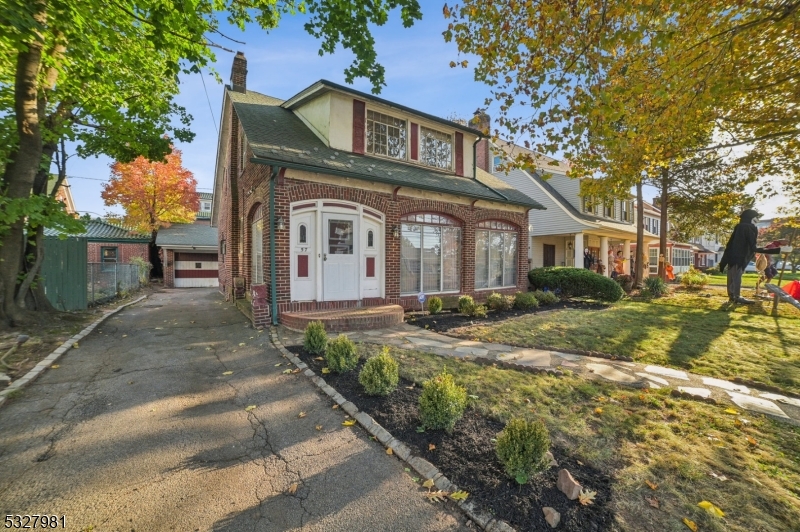 Weequahic - Residential