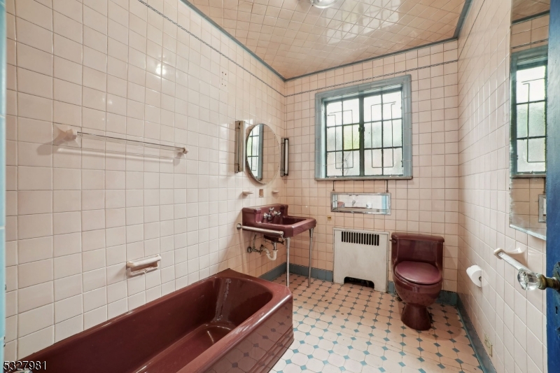 Weequahic - Residential