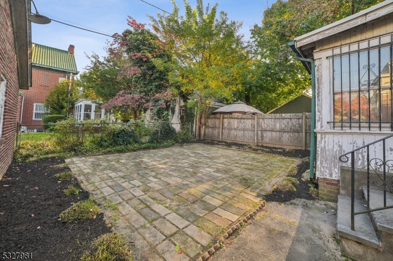 Weequahic - Residential