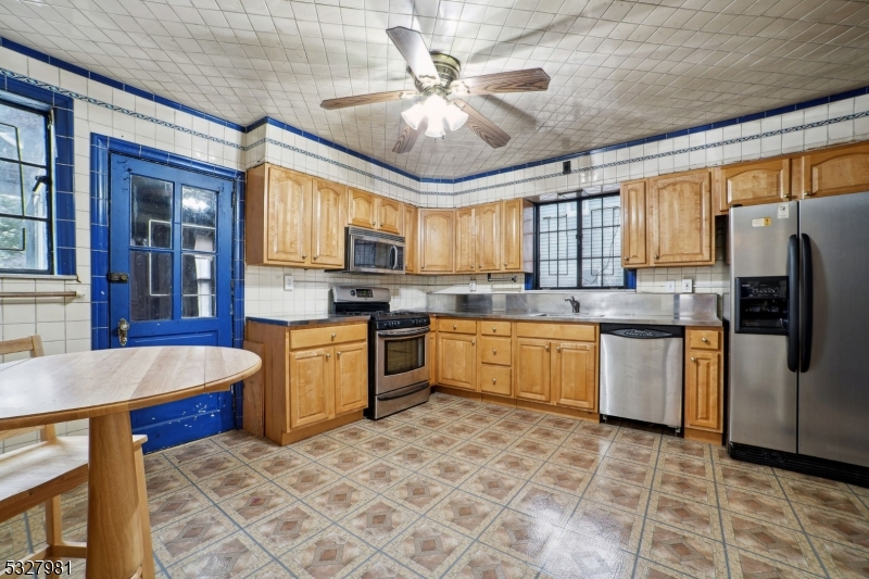 Weequahic - Residential