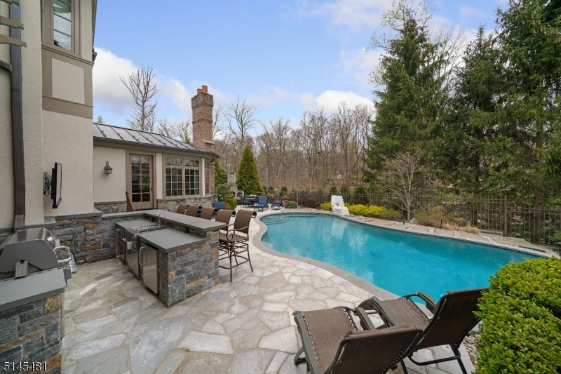 The Pond - Residential