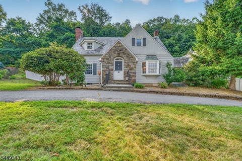85 Ann St, Dover Town, NJ 07801 - #: 4043109