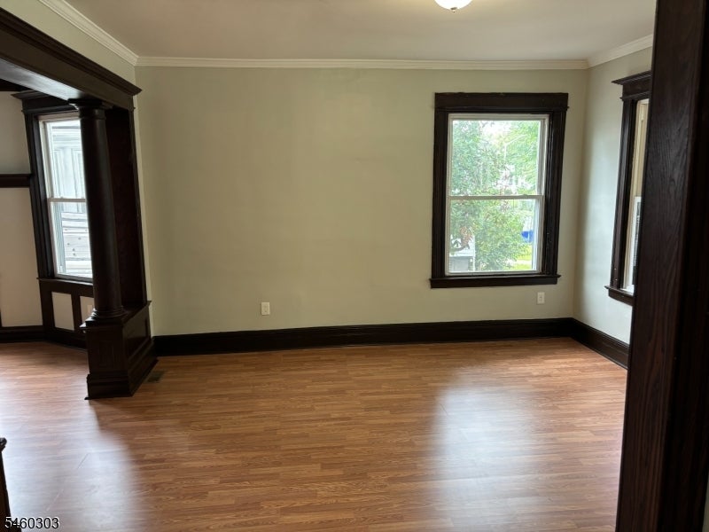54 Chestnut St - Photo 3