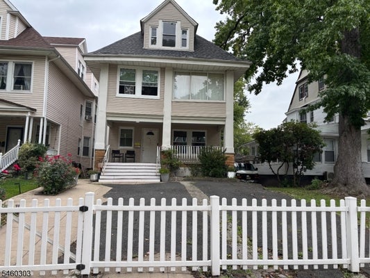 54 CHESTNUT ST, EAST ORANGE, NJ 07018 - Image 04246864b3fbb6a5d8b4946bbd54cd3d/3821632916