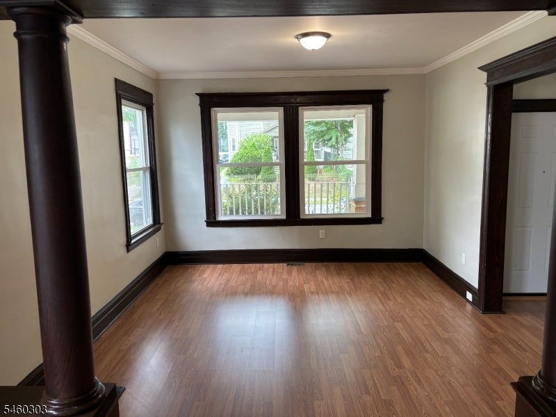 54 Chestnut St - Photo 4