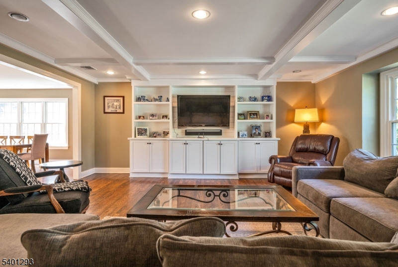 Pines lake - Residential