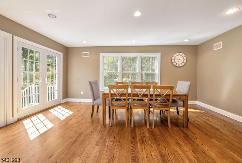 Pines lake - Residential