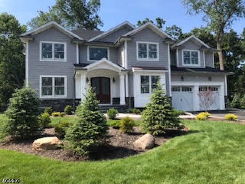 Welcome to "COUCH COURT ESTATES" Exceptional opportunity to live in the desirable town of Allendale. HOME TO BE BUILT on a (3) home cul-de-sac. HOME TO BE BUILT on a (3) home cul-de-sac by well known builder with a reputation for quality & detail. This approx 3700 sqft Center Hall Colonial will features stone and hardiplank exterior. 1st floor features: EF, FDR, LR, FRM W/FPL, which flows into a "LARGE Kit" with  custom cabinets, center island & quartz/granite tops, mud rm & powder rm. 2nd flr will feature: MBR, MBATH, 2 WIC, BRM, BRM, BRM, FBATH &  laundry Rm. Other amenities, hdwd flrs, crown moldings, anderson windows, central vac, poured concrete basement, 2 Car Garage, deck, sprinklers. Home is close to Schools, NYC Train, Major Highways & Town.