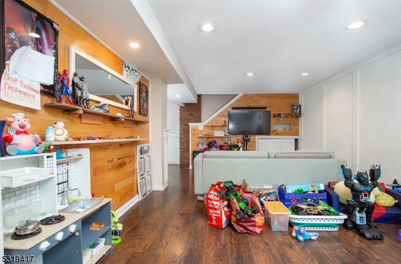 Lake Parsippany - Residential