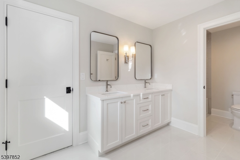 Upper Washington - Residential