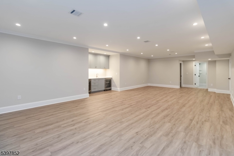 Upper Washington - Residential