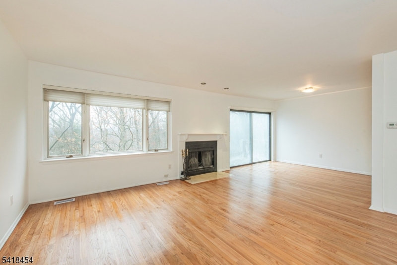 Lindsley Heights - Residential