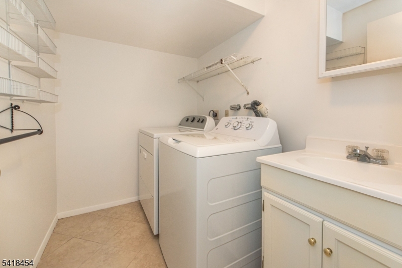 Lindsley Heights - Residential