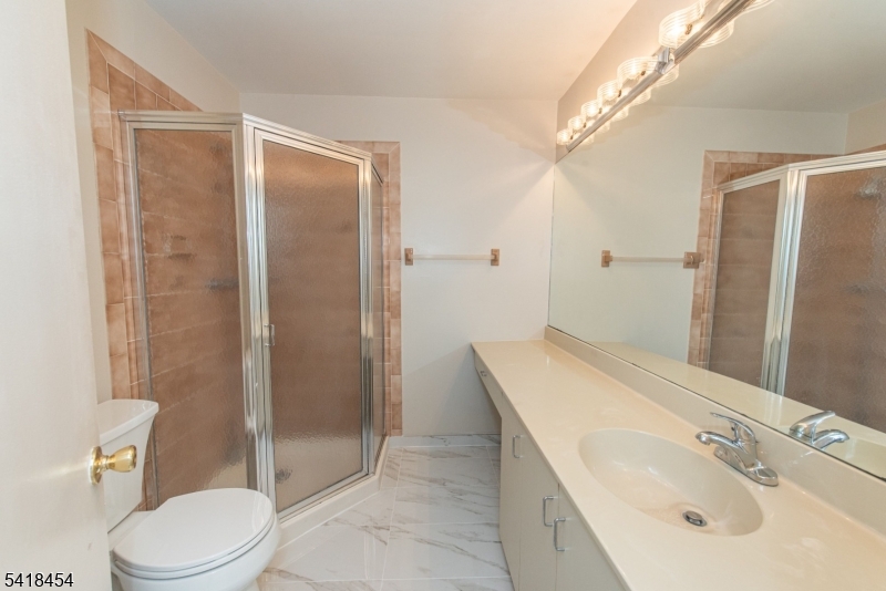 Lindsley Heights - Residential