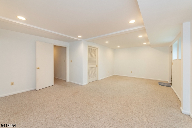 Lindsley Heights - Residential