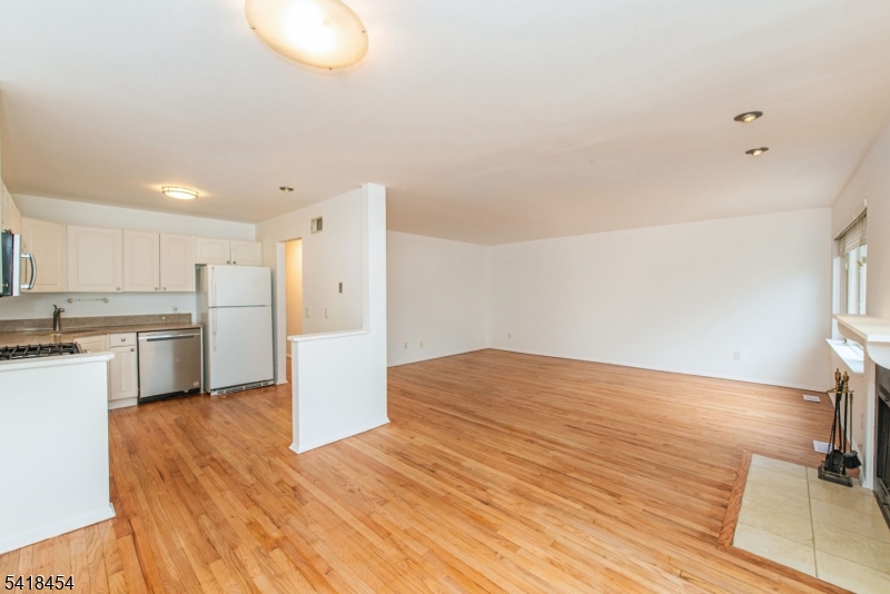 Lindsley Heights - Residential