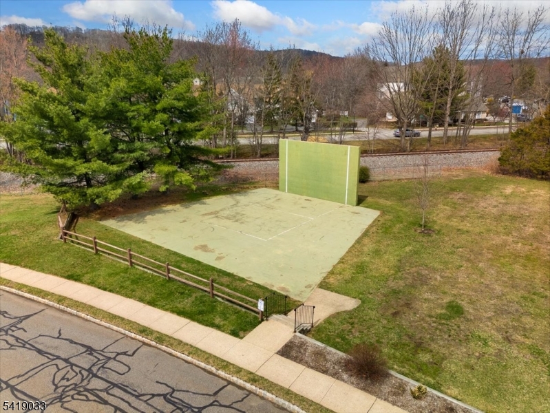 THE MEADOWS - Residential